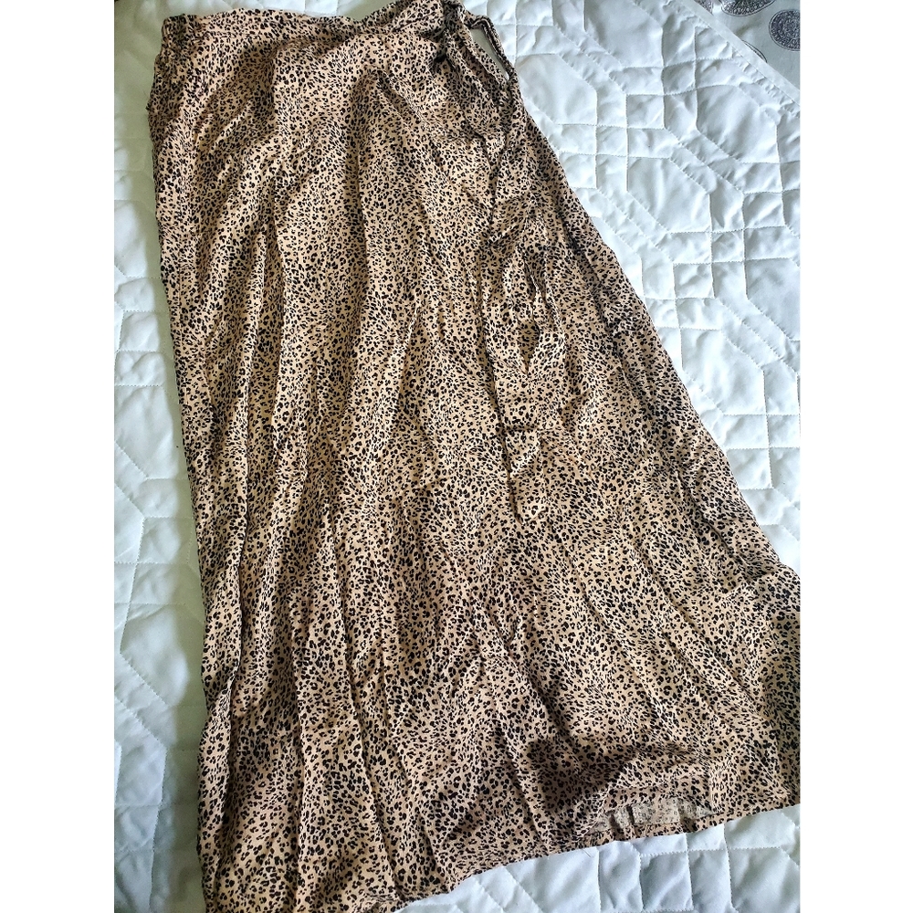 Midi-leopard 🐆 skirt